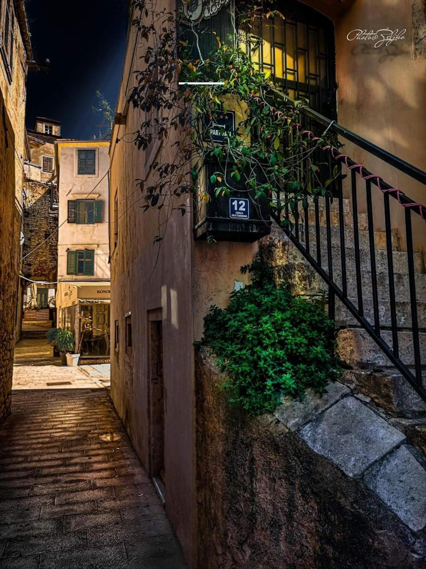 Urban Lights Hideaway - City Center Sibenik Exterior photo